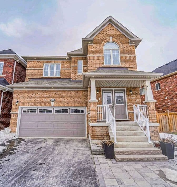 Listing photo of 4 bedroom Detached house in Oshawa at 2520 Secreto Drive.